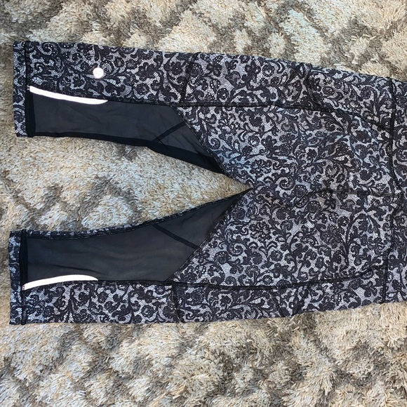 Lululemon Leggings - Picture 3 of 5